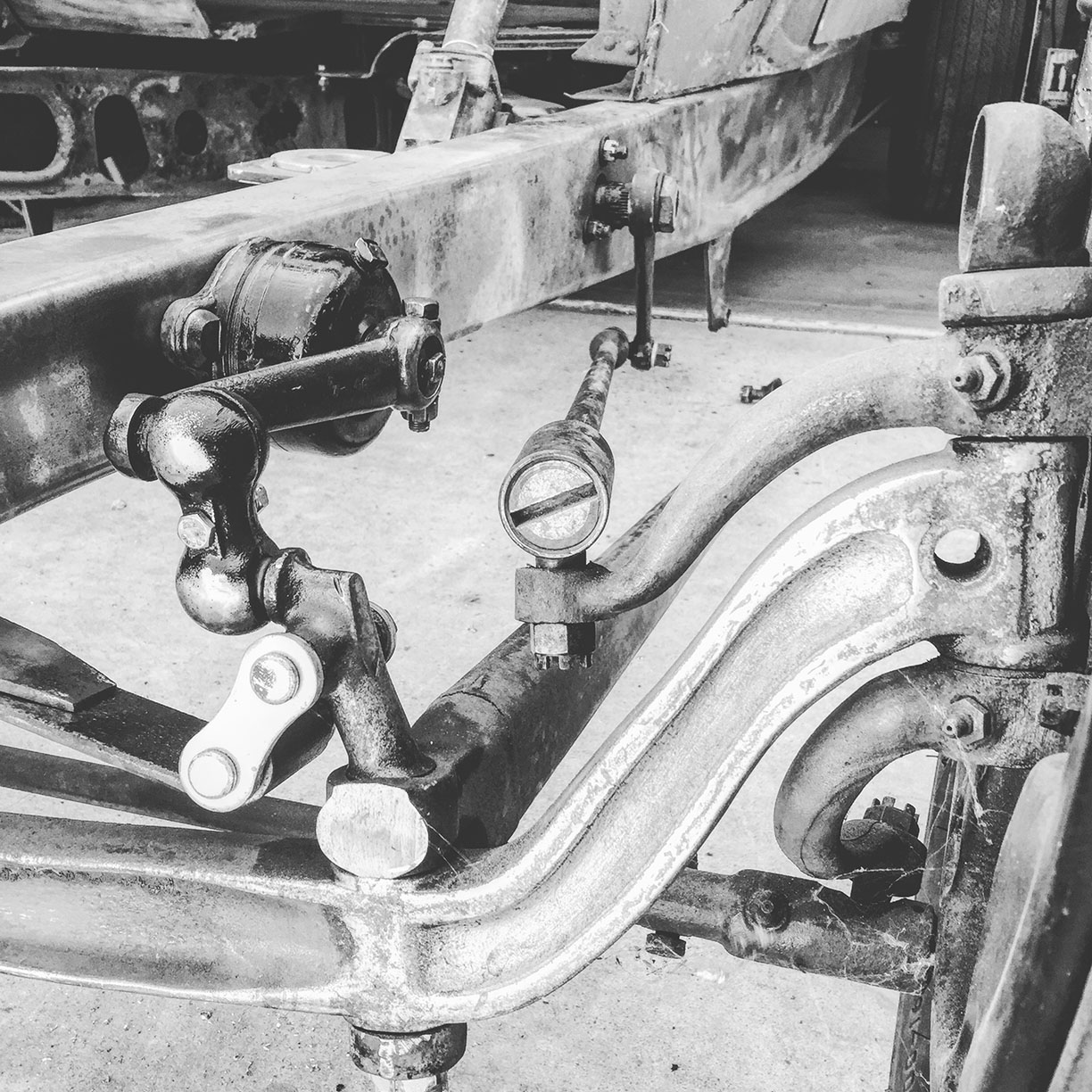 1929 Ford Hot Rod Model A 1932 Ford frame - hydraulic rotary houdaille shocks