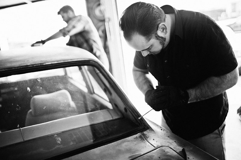 Cutting up a 1967 Plymouth Valiant Coupe