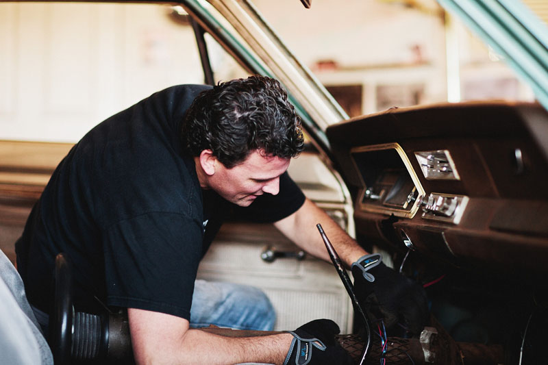 Cutting up a 1967 Plymouth Valiant Coupe