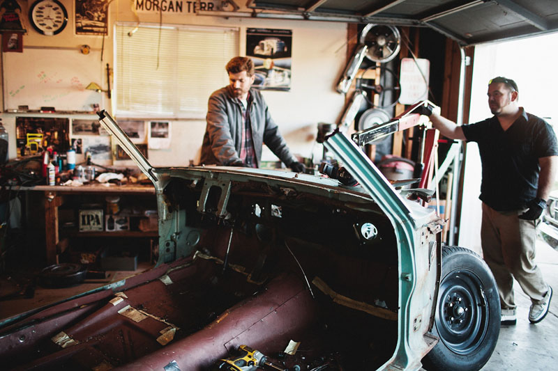 Cutting up a 1967 Plymouth Valiant Coupe