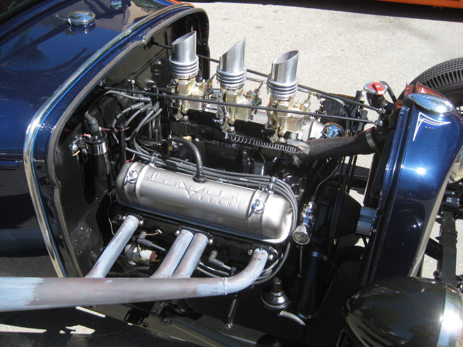 1930 ford model A roadster -  suicide blue Roadster