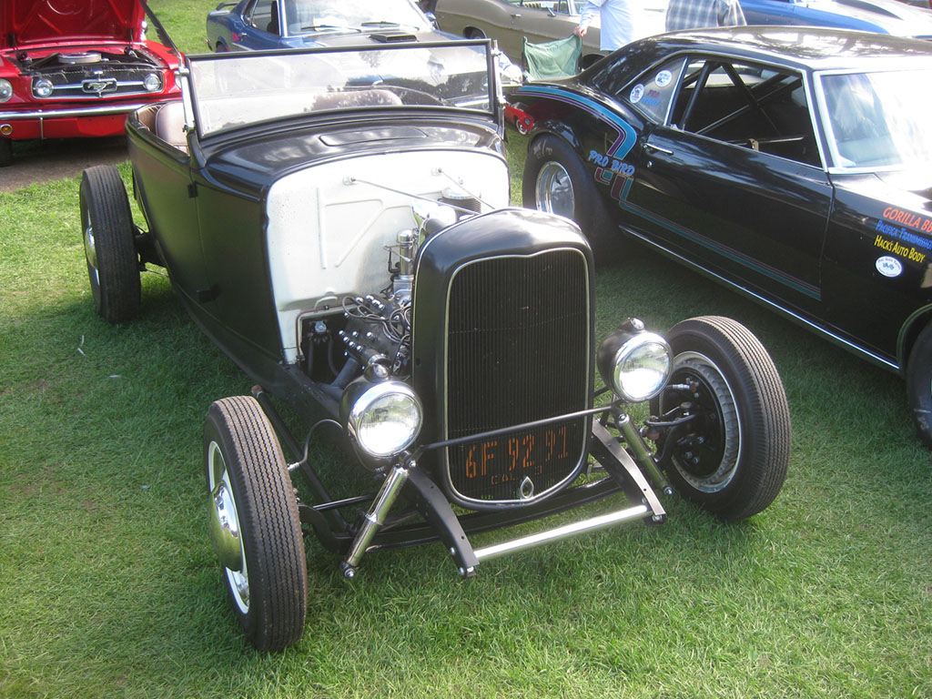 Flathead Hot Rod Roadster - 1931 Ford Model A Roadster