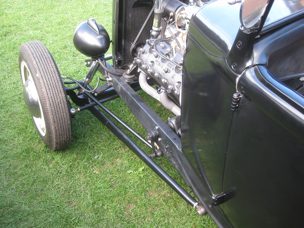 Flathead Hot Rod Roadster - 1931 Ford Model A Roadster